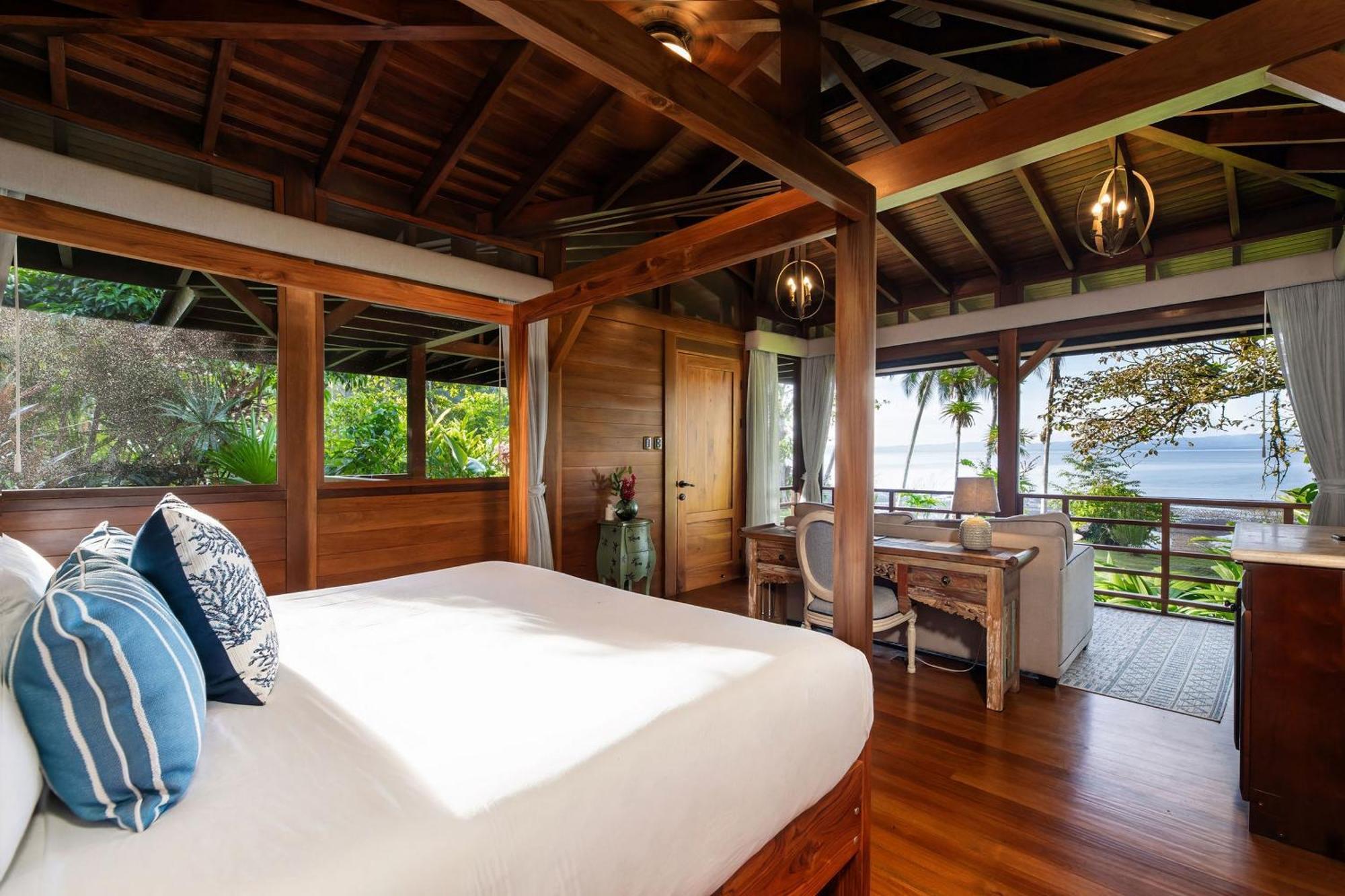 Playa Cativo Lodge Esquinas الغرفة الصورة