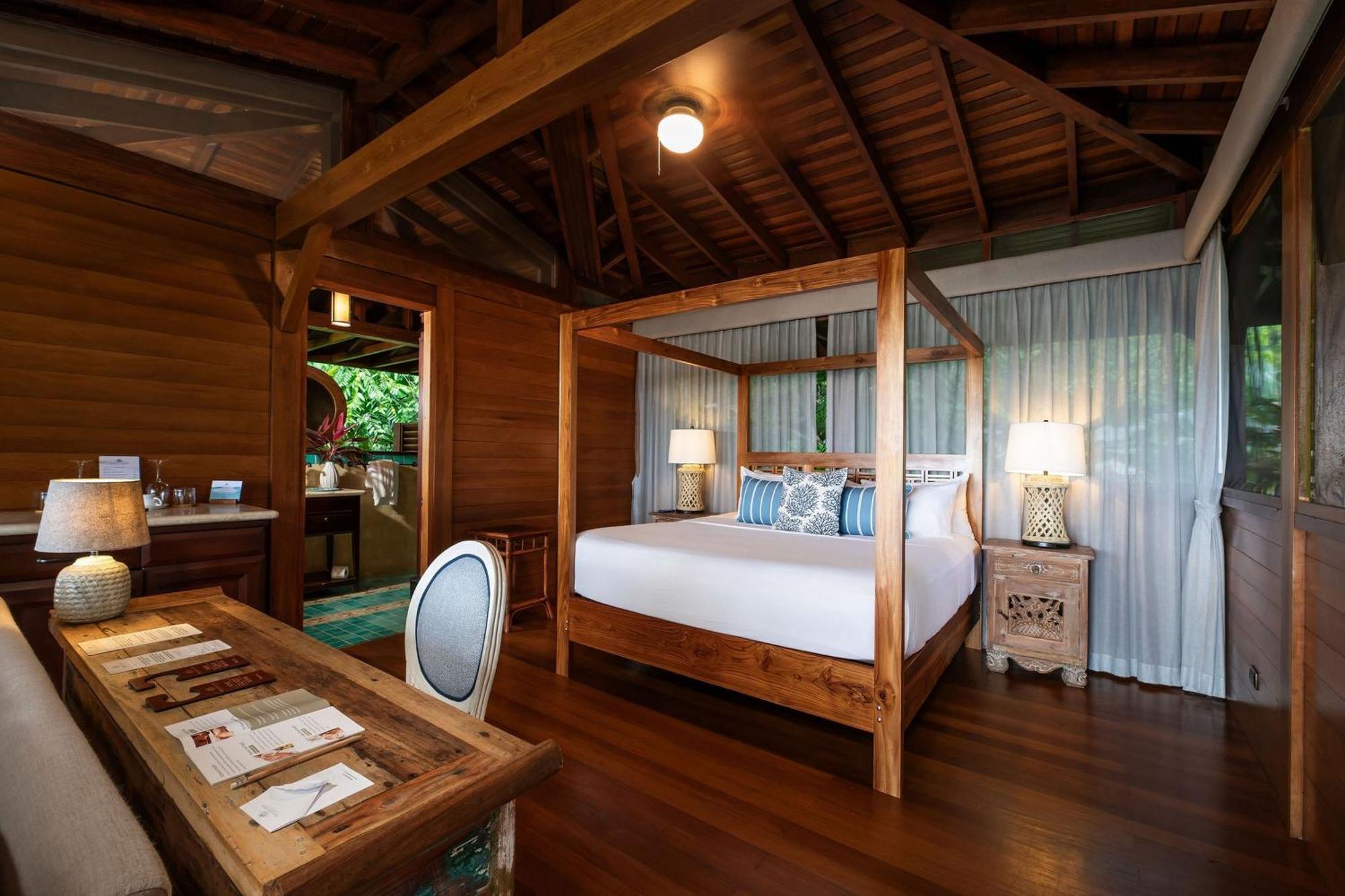 Playa Cativo Lodge Esquinas الغرفة الصورة